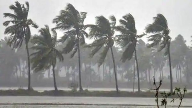 Cyclonic storm to move towards Tamil Nadu-Puducherry coast in 24 hours, NDRF deploys 6 teams