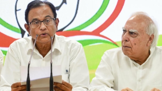 After Sibal, it’s Chidambaram now on Bihar polls as Congress leaders exchange jibes