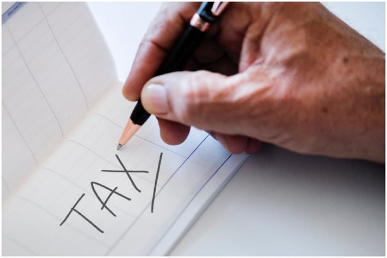 List of Documents You Need to File Income Tax Return