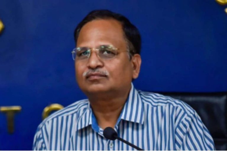 People from UK Being Rigorously Traced; Situation Under Control in Delhi: Health Minister Jain