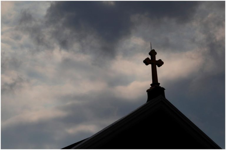 Maha Govt Mandates Just 50 People in Churches for Midnight Mass on Christmas