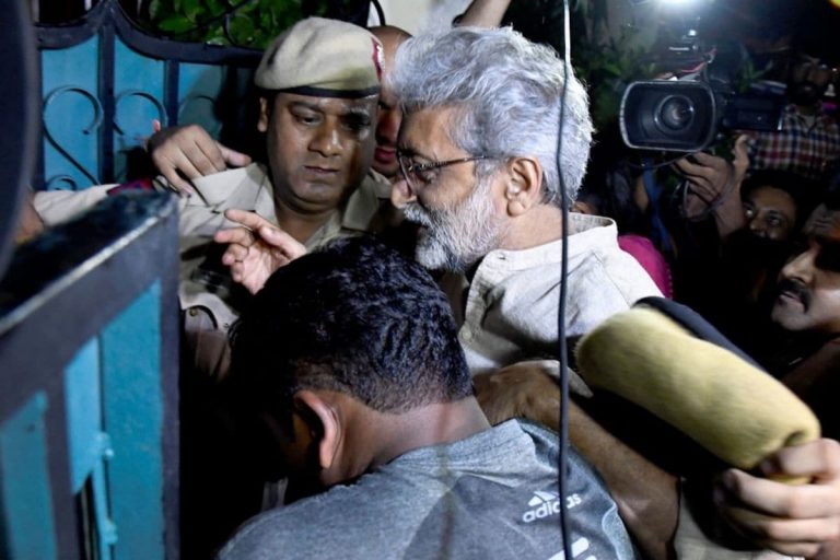 Maha Govt Orders Probe into ‘Denial’ of Spectacles to Activist Gautam Navlakha by Taloja Jail