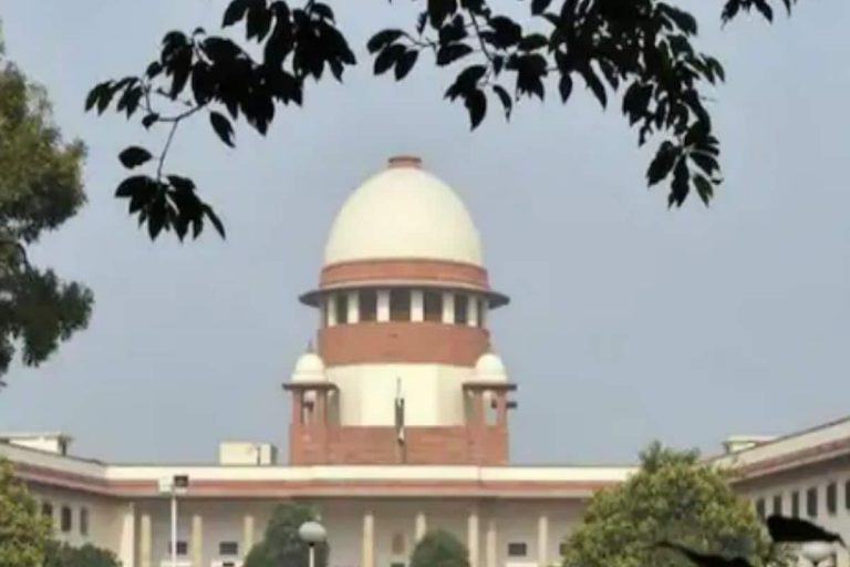 Farm Laws: Petitioner Seeks to Implead Over 40 Protesting Farmer Unions as Party in SC
