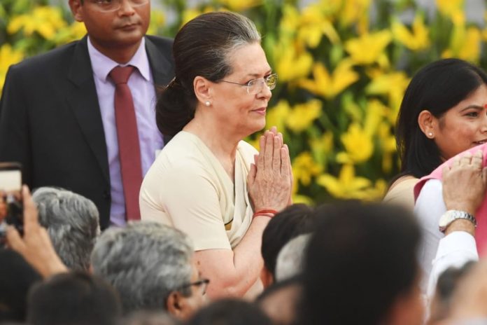 PM Modi Greets Congress Chief Sonia Gandhi on Her Birthday