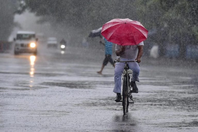 Thunderstorm, Light Rain in Delhi, Neighbouring Areas; Air Quality Likely to Improve