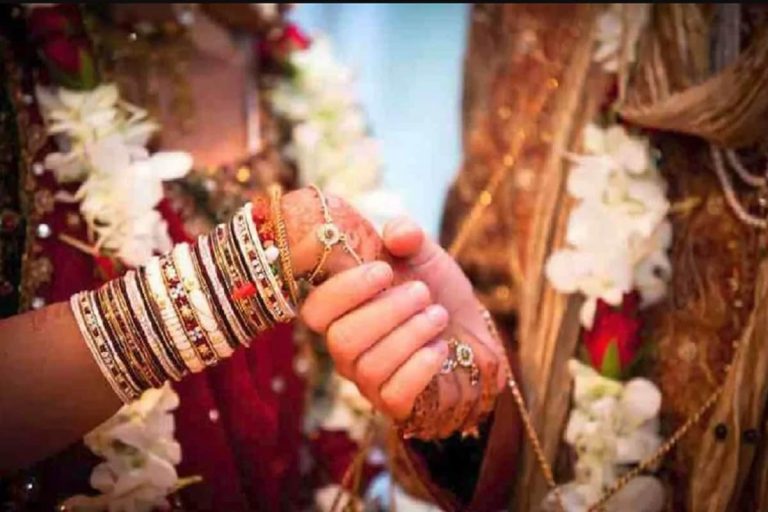Newly-married Woman in UP’s Shamli Runs Away From In-laws’ House With Cash, Jewellery: Police