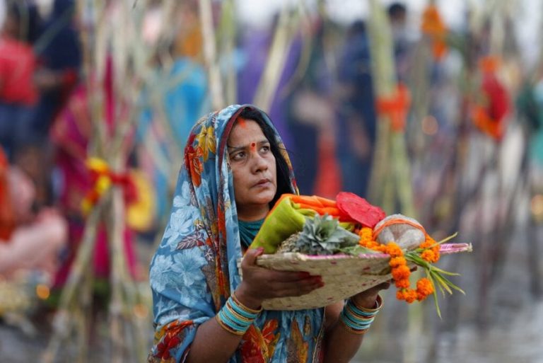 Devotees Throng Vishnu Temples in Bengaluru Amid Covid-19 Fear