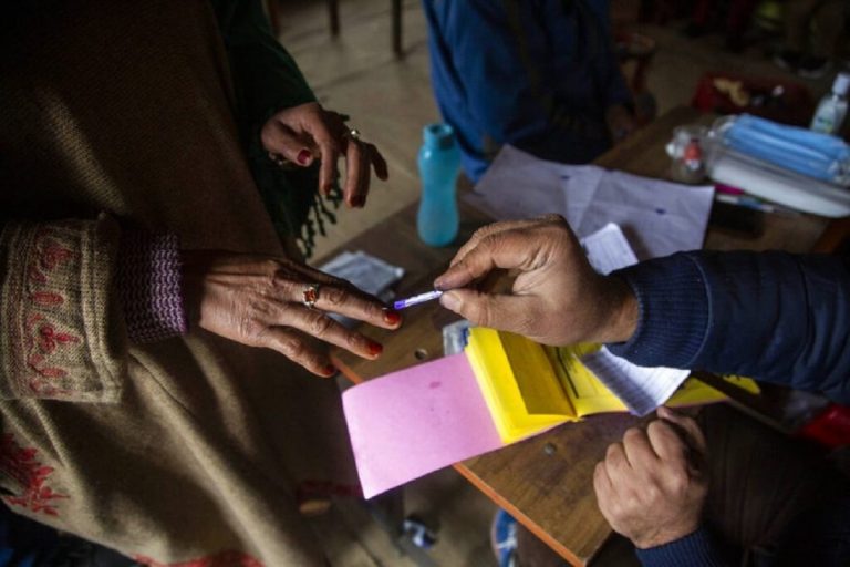 Over 42.5% Votes Polled Till 1 Pm in 6th Phase of J&K DDC Polls