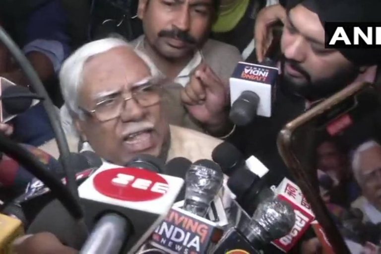Farmers Camping at Delhi Borders Not for Holiday, But to Seek Answers from Govt: Hannan Mollah