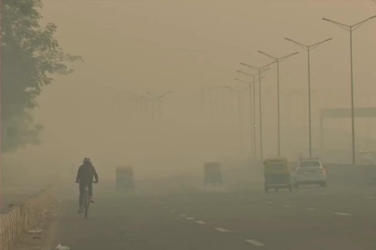 Air Quality Remains ‘Very Poor’ in Noida, Ghaziabad, ‘Poor’ in Gurgaon, Faridabad