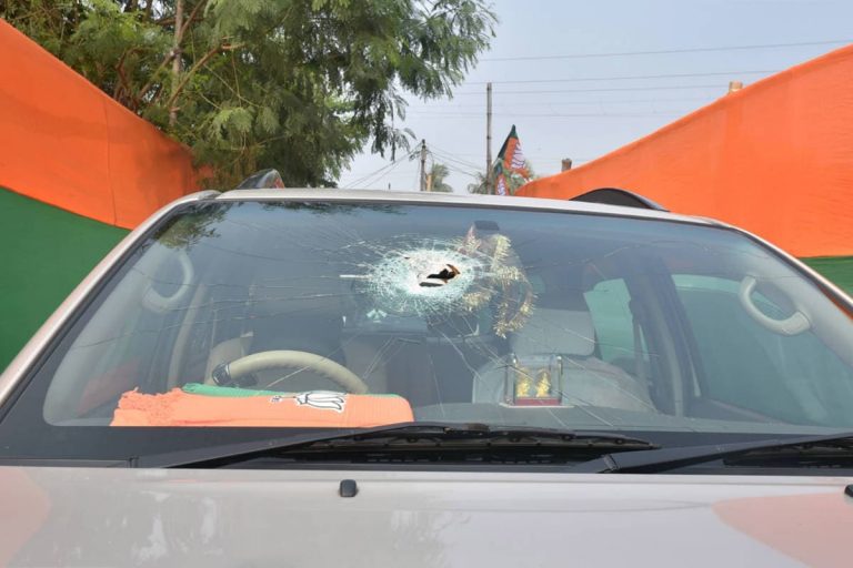 MHA Summons West Bengal Chief Secy, Police Chief Over ‘Law and Order’ Day After Attack on Nadda Convoy