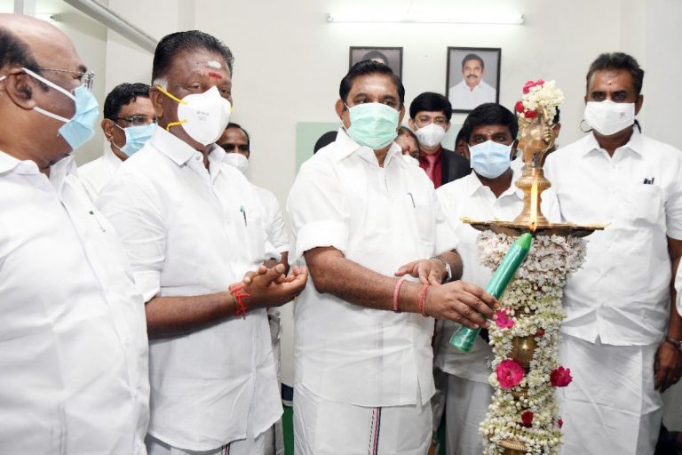 Tamil Nadu CM Palaniswami Rolls Out ‘Amma Mini Clinic’ Scheme