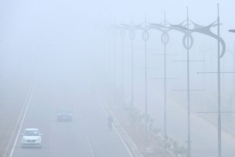 At 3.9 and 4.3 Degrees Celsius, Delhi & Chandigarh Remain Colder Than Shimla
