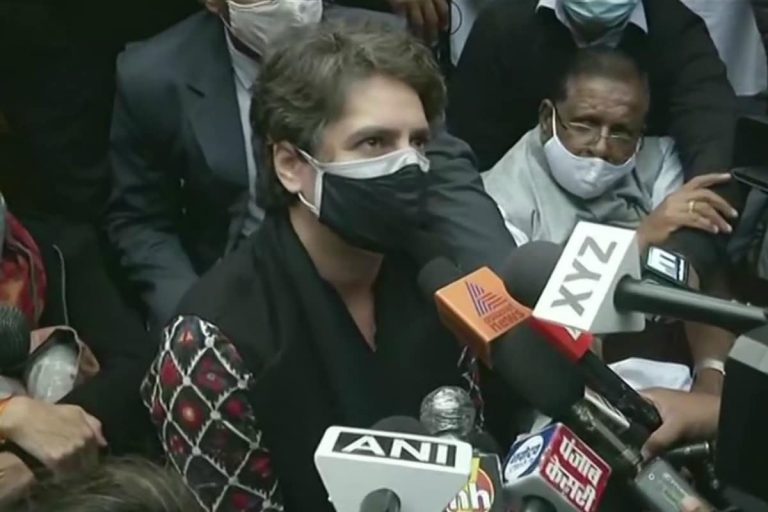 News18 Afternoon Digest: Farmers Being Treated Unfairly, Here to Support Them, Says Priyanka Gandhi; South African Covid-19 Variant May be ‘More Effective at Spreading’ and Other Top Stories