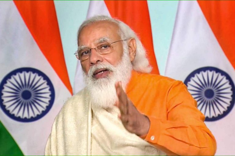 News18 Evening Digest: Modi Takes Dig at Congress, Extends Ayushman Bharat to J&K and Other Top Stories