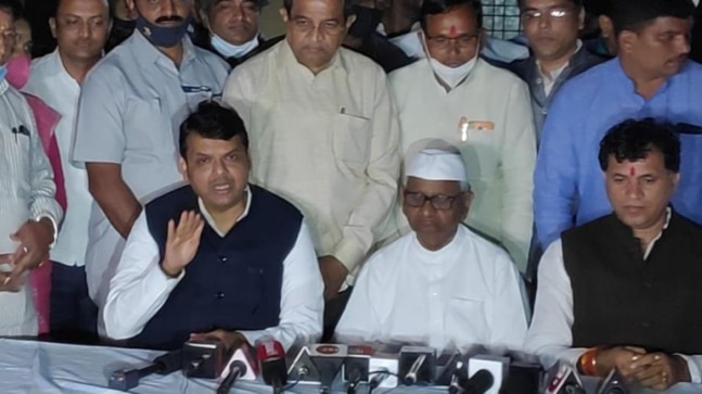 Anna Hazare announces indefinite fast against farm laws, calls it off after meeting Fadnavis, other BJP leaders