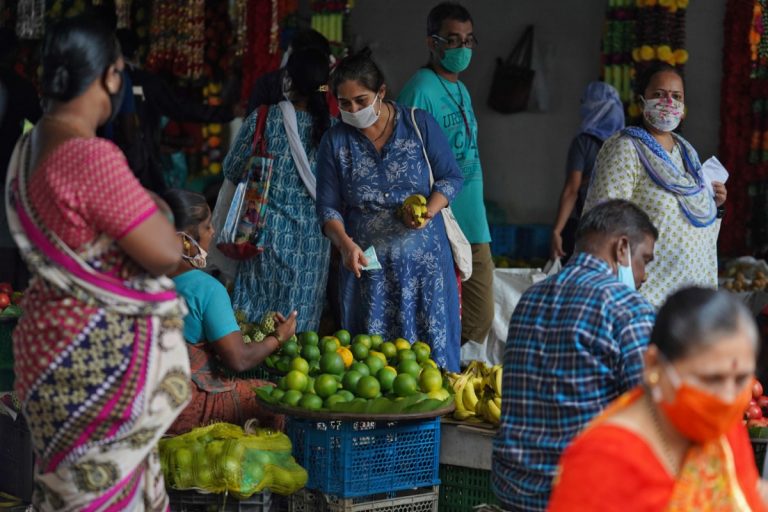 Hefty Fines, Masks and Social Distancing Again for Maha as Govt Says No to Lockdown, Yes to Strict Covid Measures