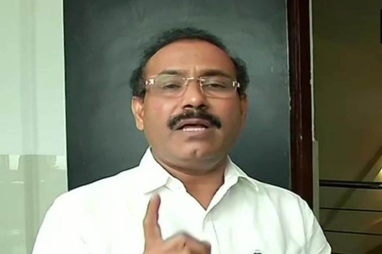 Maharashtra Health Minister Tests Positive for Covid-19