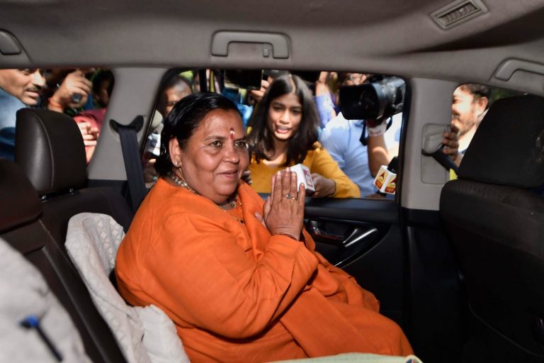 Congress Backs BJP’s Uma Bharti To Trump Shivraj Chouhan’s Govt On Liquor Policy