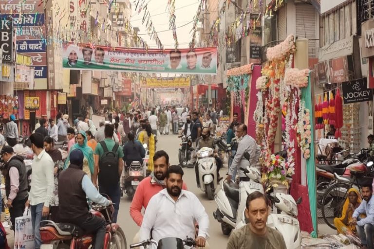 Punjab To Impose Fresh Curbs on Indoor And Outdoor Gatherings From March 1 as Covid-19 Cases Rise