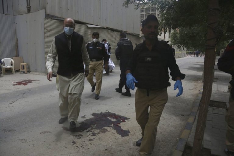 2 Killed, 28 Injured in Blasts in Pakstan’s Quetta and Sibi, Say Police