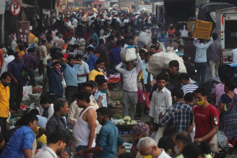 Temperature Drop Link to Covid-19 Surge Likely: Maharashtra Official Says as Virus Surges in Six Districts