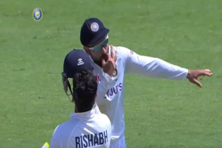 India vs England: Virat Kohli Does a Dale Steyn, Fans go Berserk on Twitter