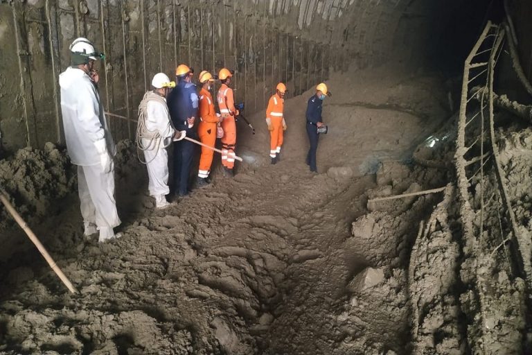 Navy Team Measures Depth of Glacial Lake in Uttarakhand’s Tapovan