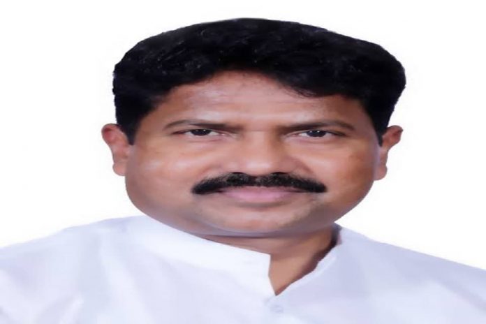 Dadra And Nagar Haveli MP Mohan Delkar Found Dead in South Mumbai Hotel; Suicide Suspected