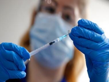 Centre sets 20 Feb deadline to give first dose to healthcare workers; India sees 11,713 new COVID-19 cases in 24 hrs
