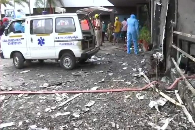 National Safety Day 2021: Road Safety rules in India