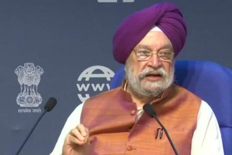 Hardeep Singh Puri Joins ‘Pawri’ Club, Tells Why it’s Celebration Time for Aviation But Not for Indians