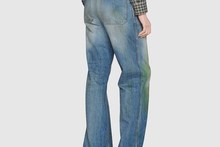 Maharashtra Govt Says Jeans OK in Office, But No T-shirts Allowed