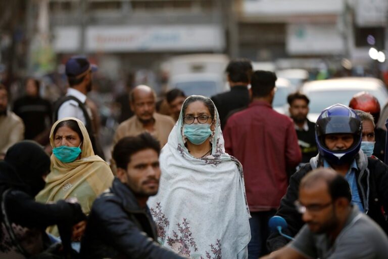 Pak President Arif Alvi, Defence Minister Pervez Khattak Test Positive for Covid-19