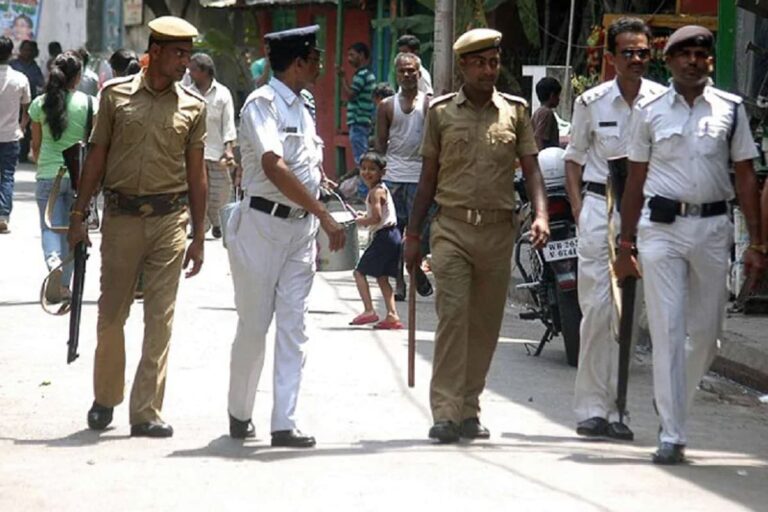 Kolkata Woman Takes Father Out for Dinner, Then Burns Him to Death in a Park