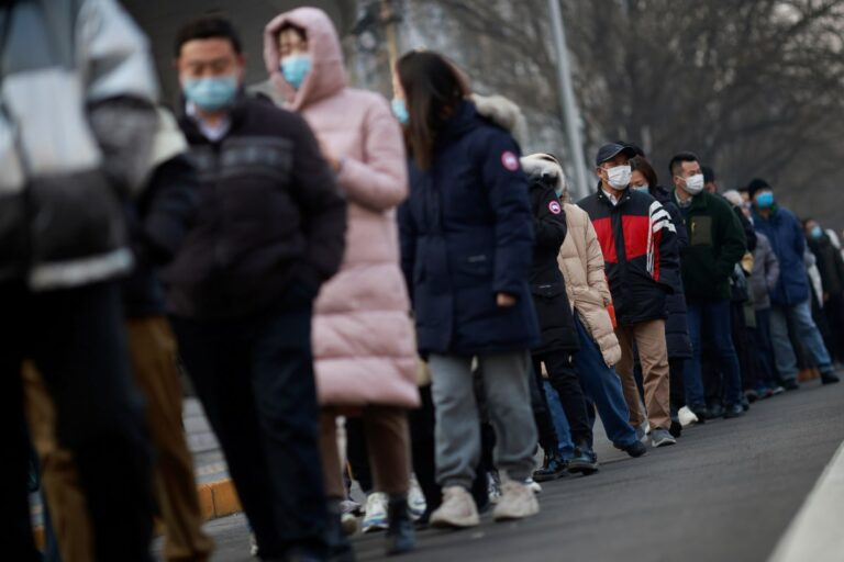 Indians Among Foreigners to be Issued Visas If They Take Chinese Vaccine Jab