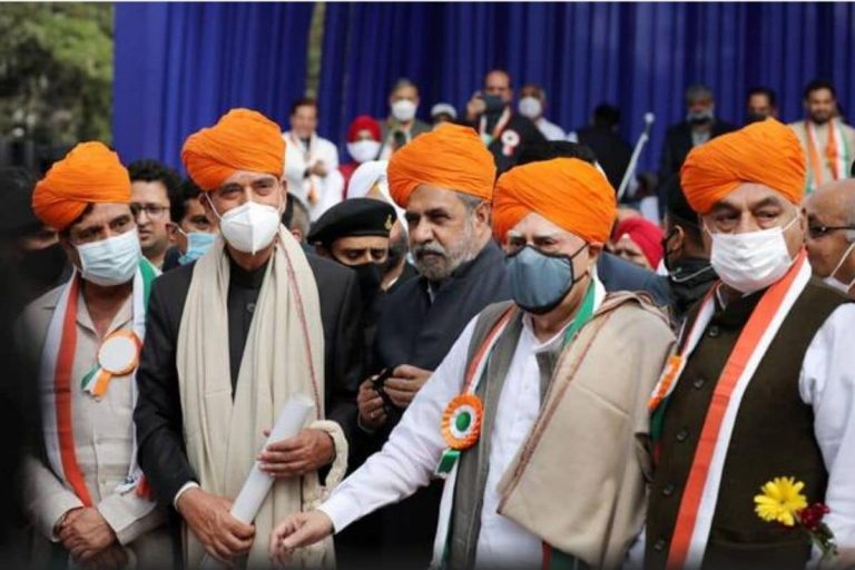 ‘Weakening Party for Personal Gains’: Ghulam Nabi Azad Faces Criticism in J&K Where He Praised Modi Days Ago