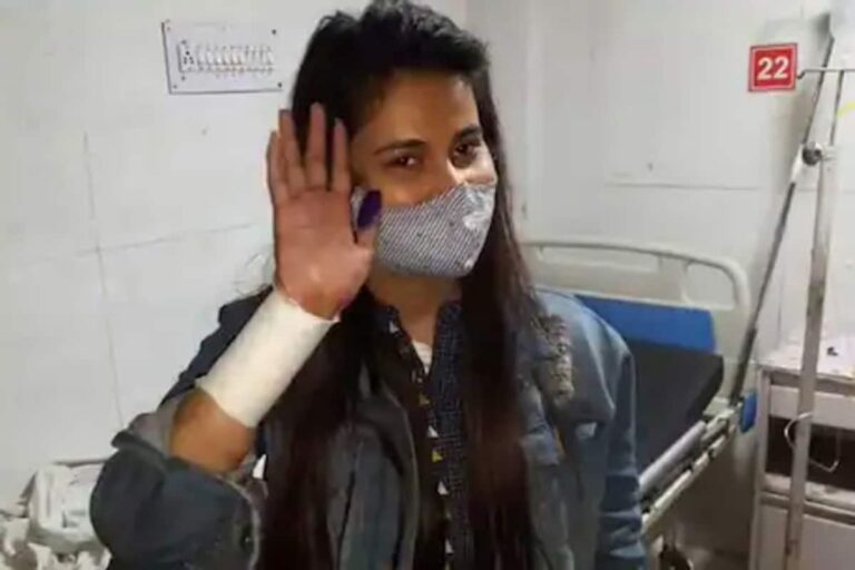 BJP MP Kaushal Kishore’s Daughter-in-Law Slits Her Hand, Alleges Ill-Treatment by Husband, His Family