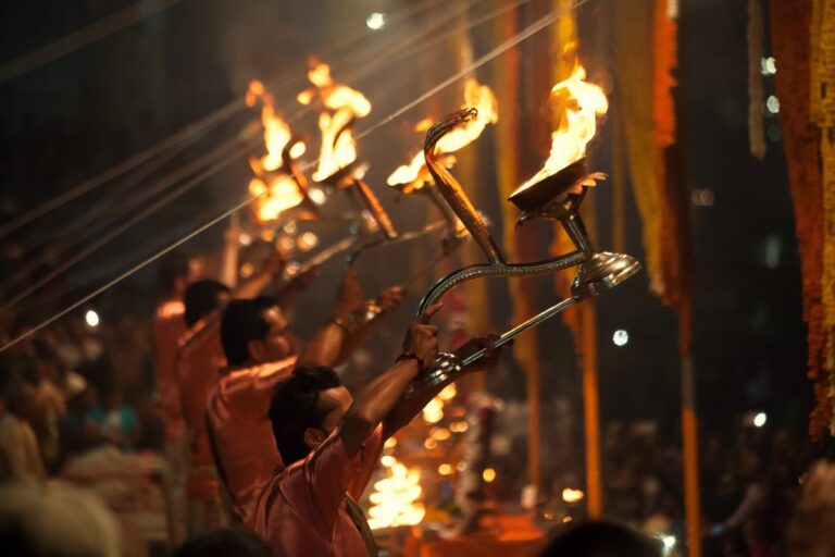 Aaj ka Panchang: Know About the Auspicious Muhurat and other details for March 21