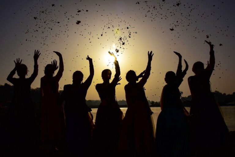 Aaj ka Panchang, 29 March 2021: Know About Auspicious Muhurat & Other Details on Holi