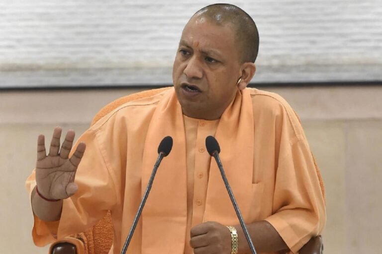 Yogi Asks Health Dept to Provide Oxygen Concentrators to High Covid Caseload Districts in UP