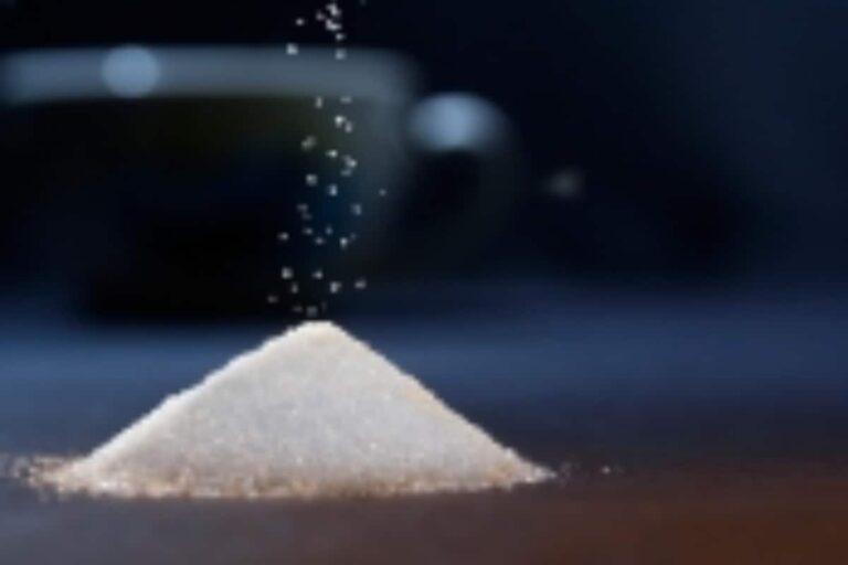 Pakistan Cabinet Rejects Proposal to Lift Ban on Sugar, Cotton Imports from India
