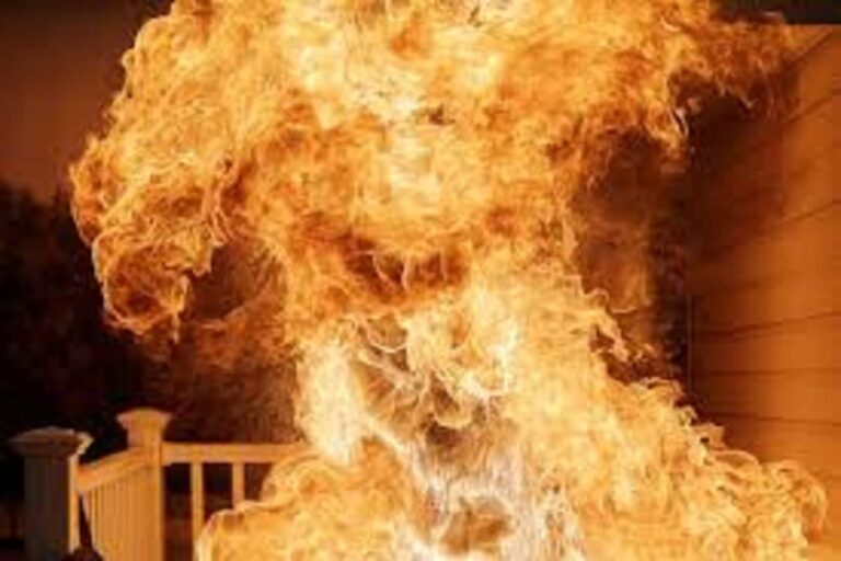 11 Injured in Blast at ‘illegal’ Factory Near Kolkata