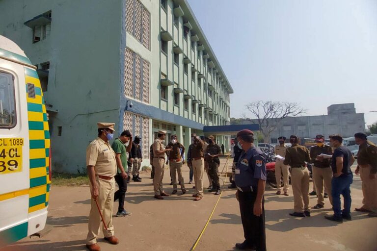 Civic Staffers Take Hours to Reach Hospital, Dead Covid-19 Victim’s Kin Attack Doctor, Medical Staff in Nagpur