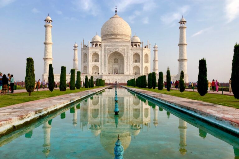 ASI to Take Up Conservation Work in Taj Mahal, Agra Fort Amid Lockdown