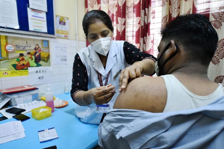 In Big Push Towards Fight Against Covid-19, Govt Allows Vaccination on All Days in April, Even Gazetted Holidays