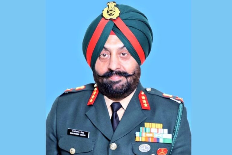 Lt Gen Manjinder Singh Takes Over as Western Command Chief of Staff