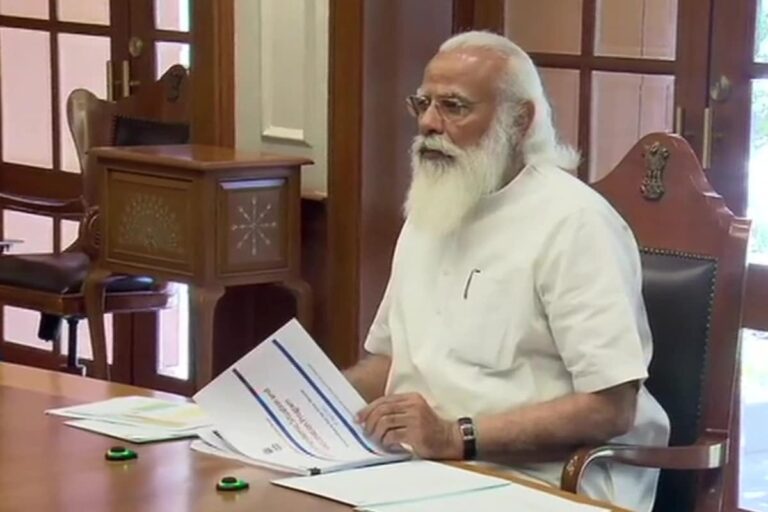 PM Modi Holds Meeting on Oxygen Crisis, Says Local Administration Needs to Fix Supply Issues