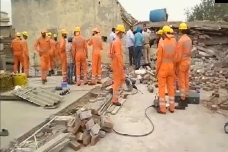 3 Killed in Punjab after Roof of Factory Collapses; Operations on to Rescue Trapped Workers