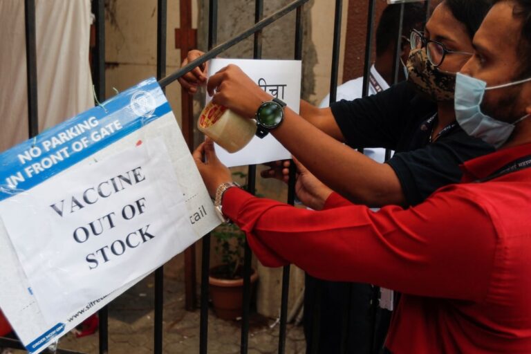 On Maharashtra Day, BMC to Open 5 Vaccine Centres as a ‘Token’ Amid Acute Scarcity